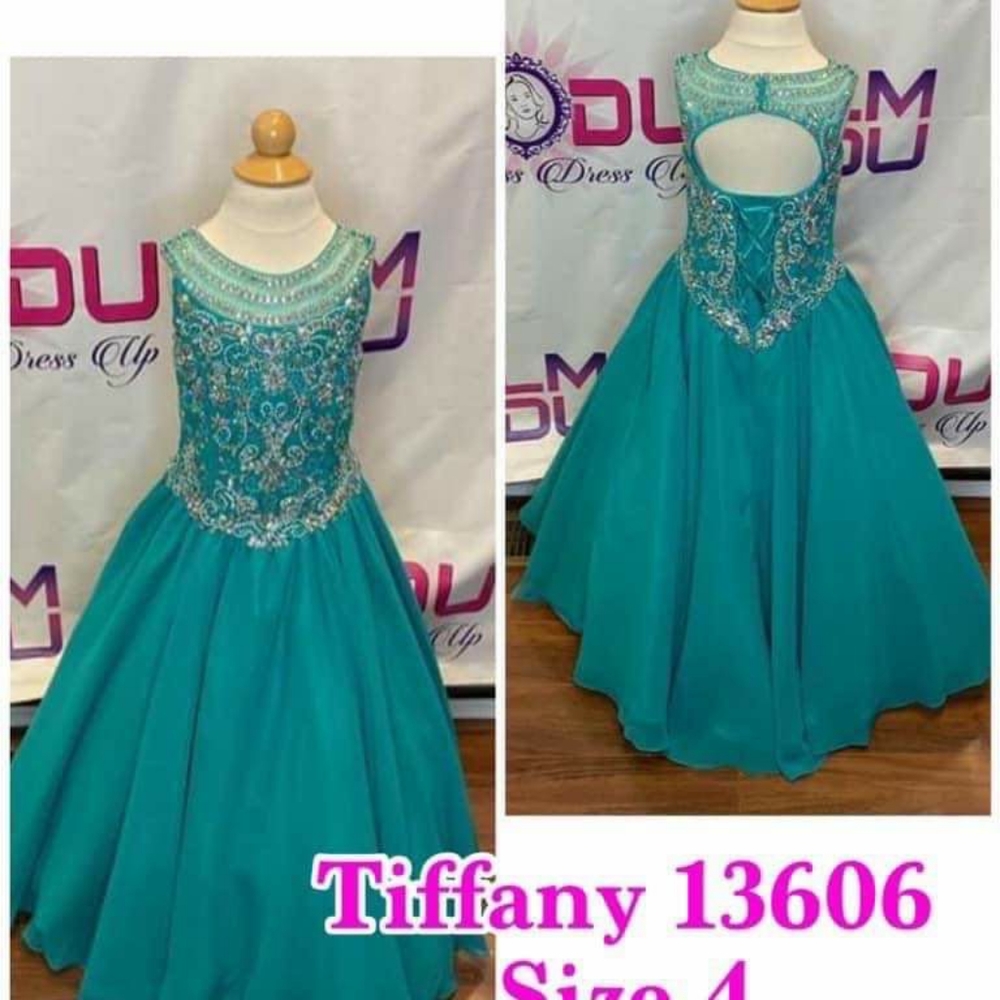 Girls pageant gown